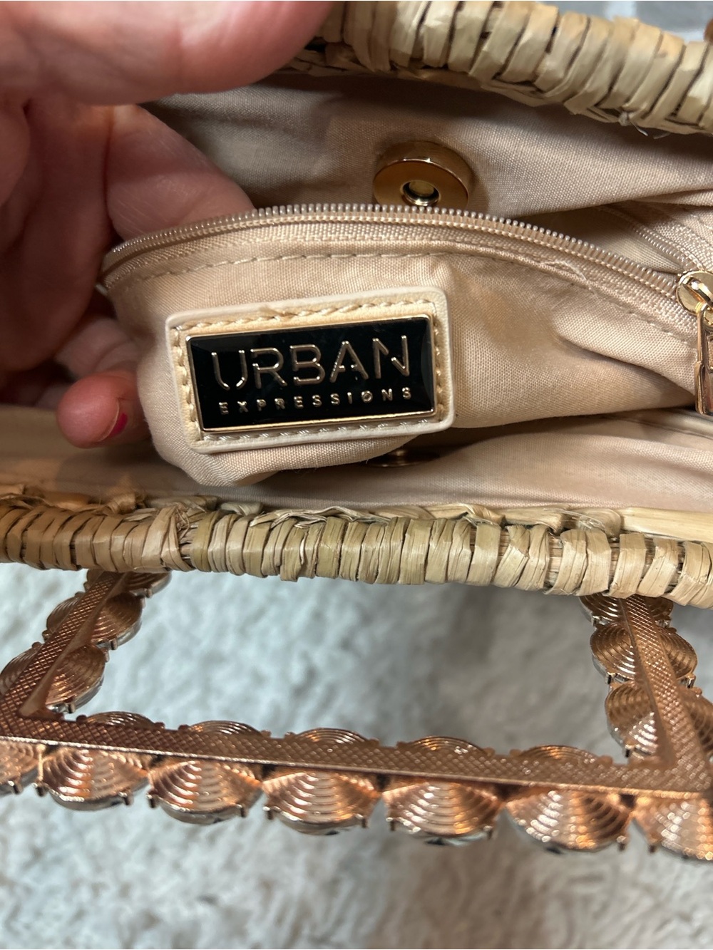 Urban Expressions Natural Straw Tote with Rhinestone Square Handle - Picture 3 of 8